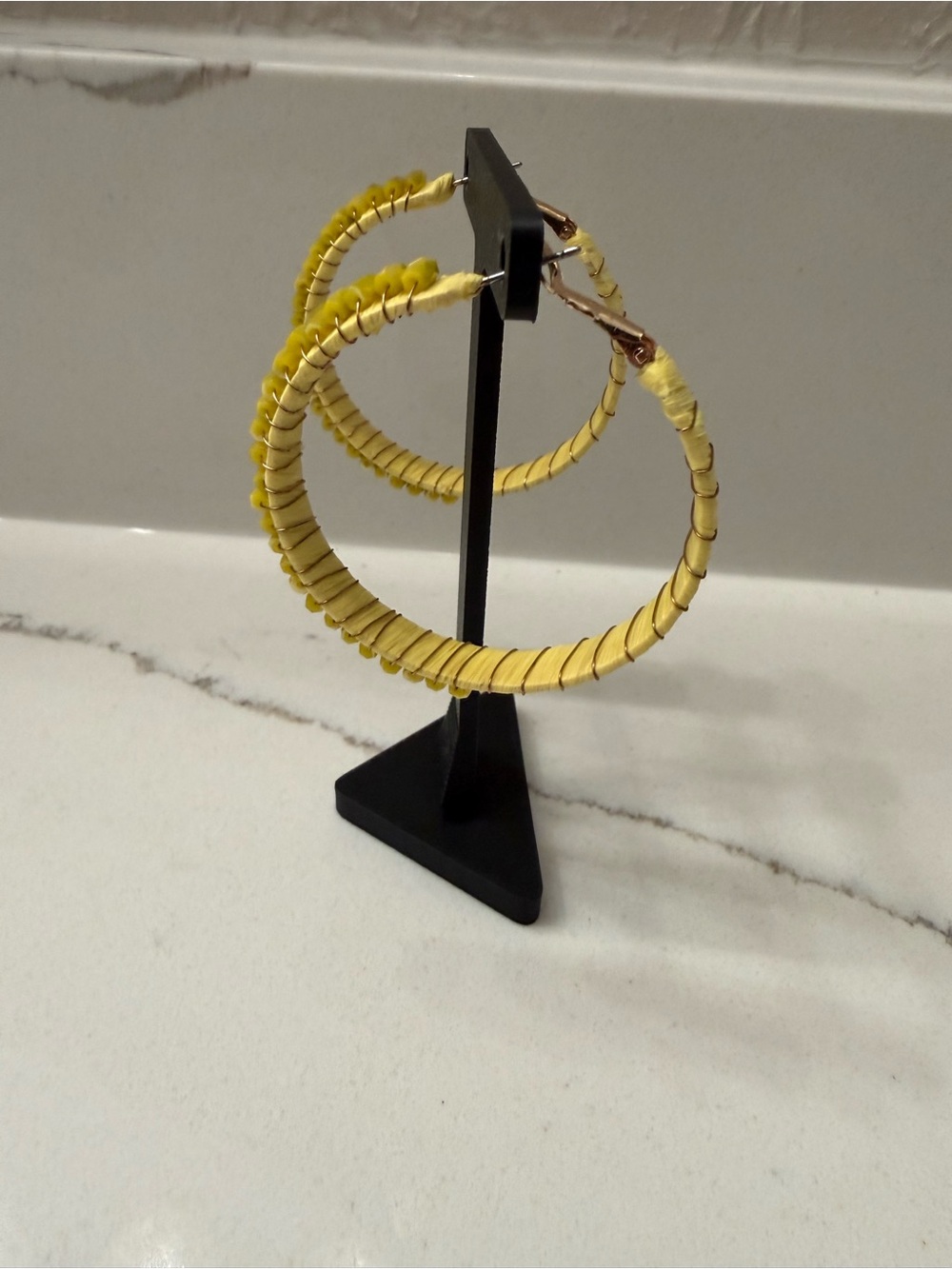 ⛔️Yellow Faceted Hoop Earrings - Picture 3 of 7